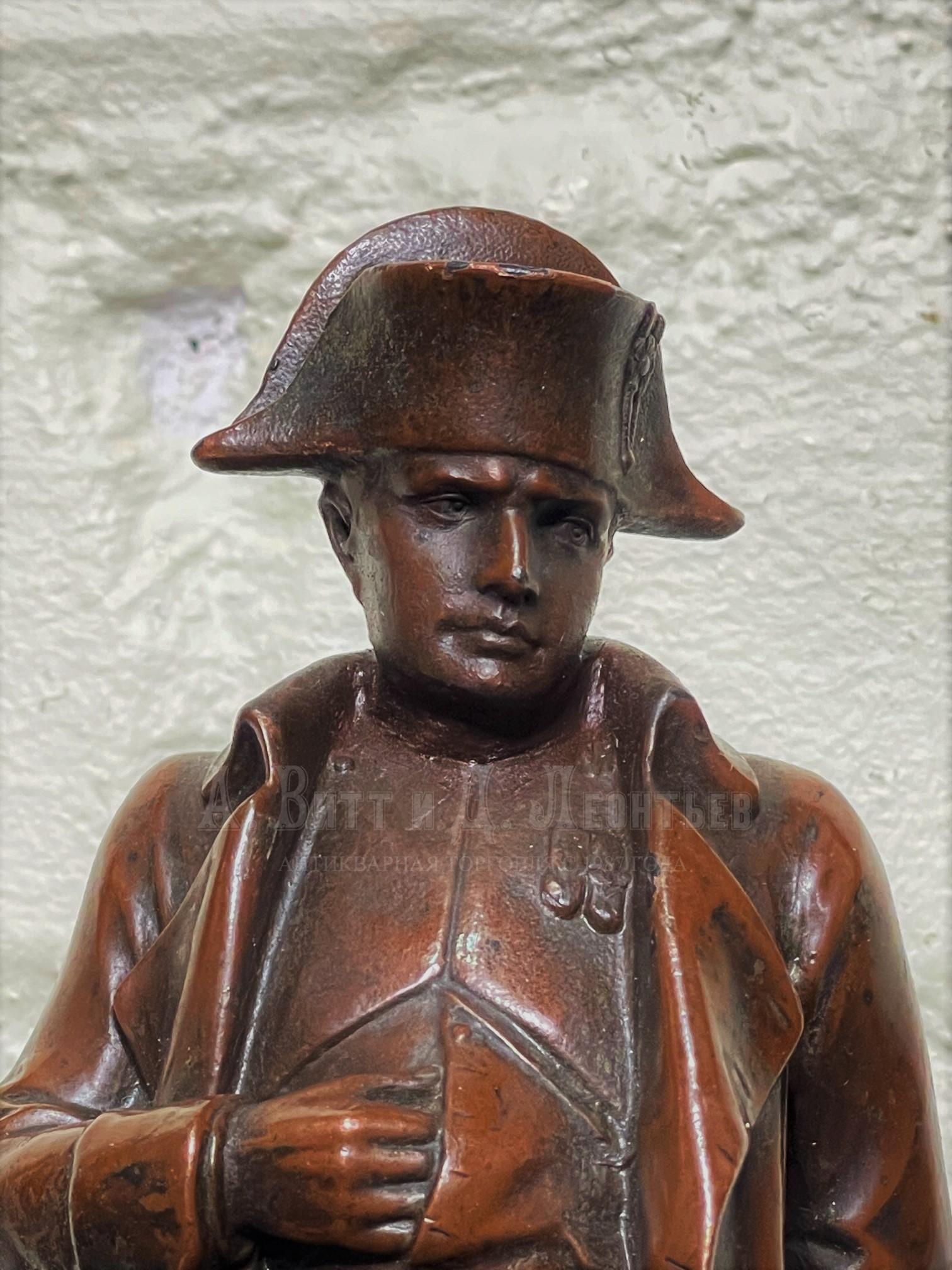 Император Наполеон Бонапарт скульптура